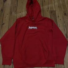 Load image into Gallery viewer, Supreme Bandana Box Logo Hoodie - Medium - EdenClothingCo
